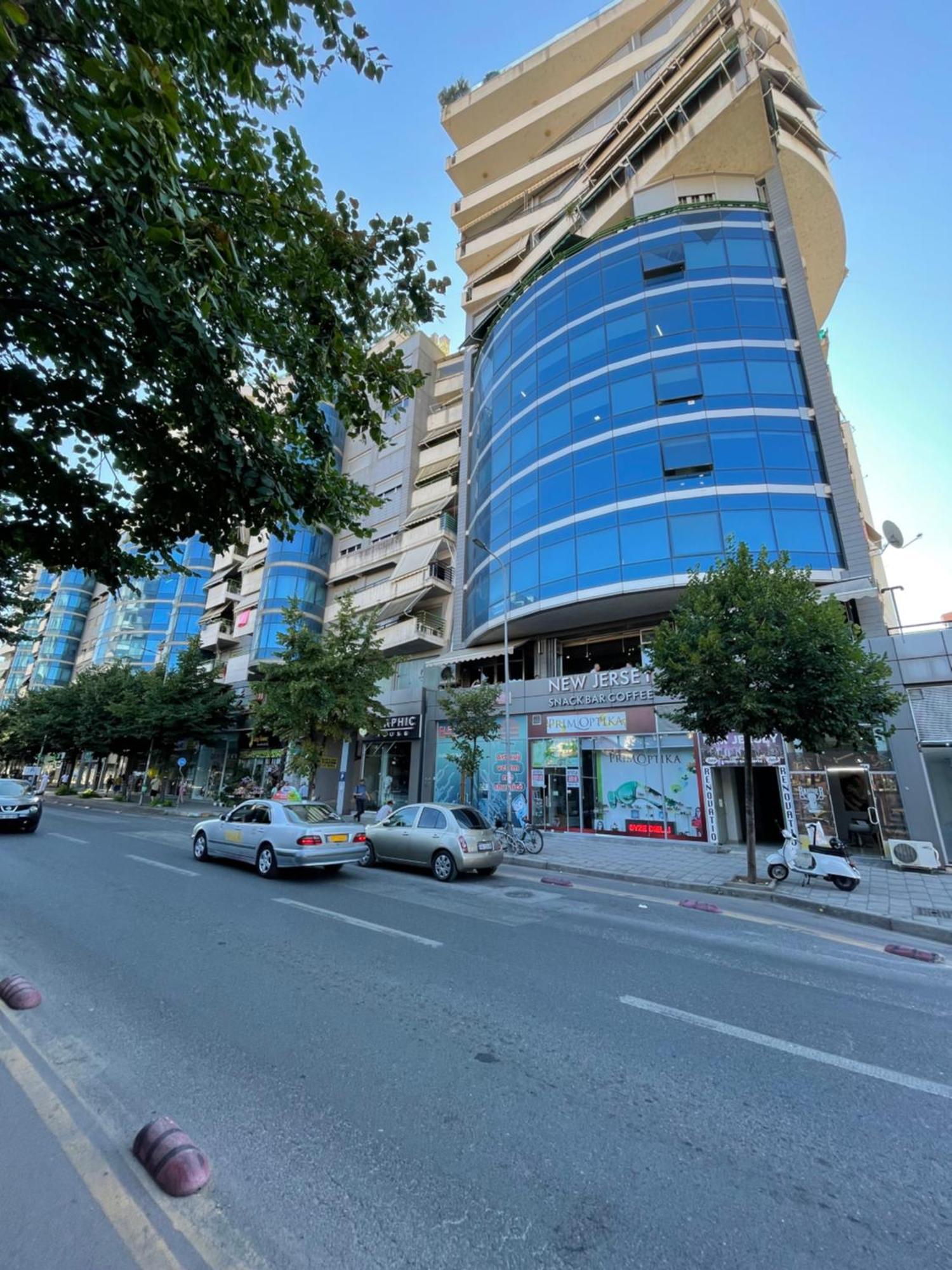 Lux Apartment Tiranë Eksteriør bilde